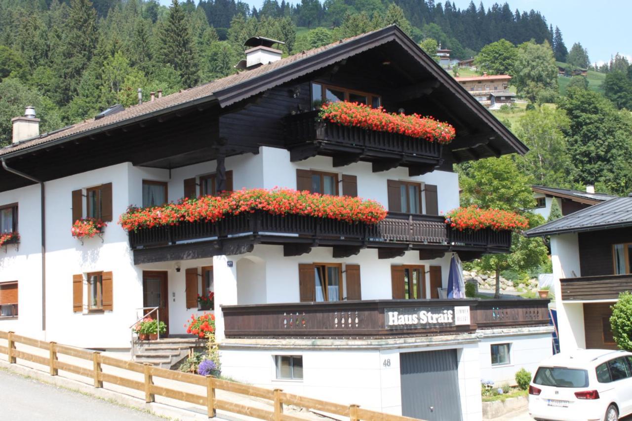 Haus Straif Apartment Brixen im Thale Luaran gambar